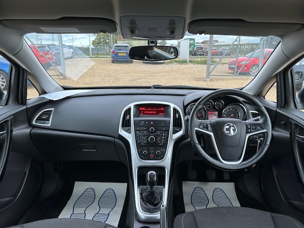 Used Vauxhall Astra 2014 for sale - 76238723: Photo 48