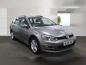 Used Volkswagen Golf 2016 for sale - 78301161: Photo