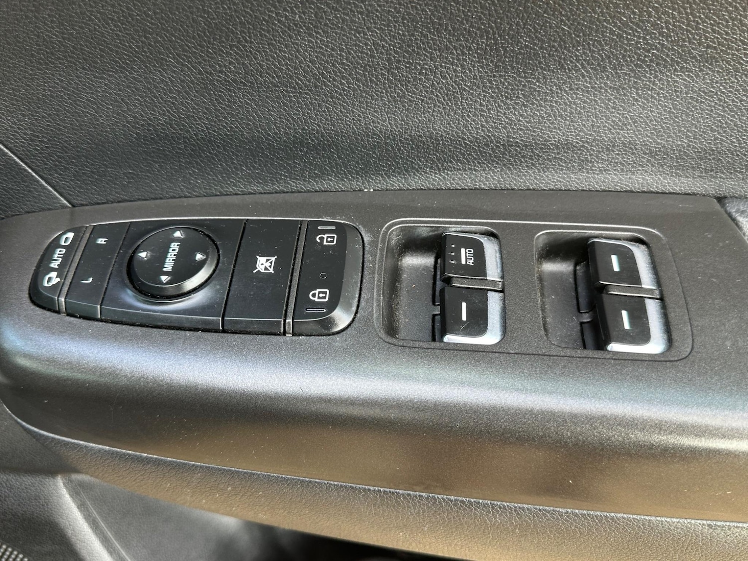 Used Kia Sportage 2017 for sale - 76158469: Photo 33