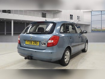 Used Skoda Fabia 2009 for sale - 77462127: Photo