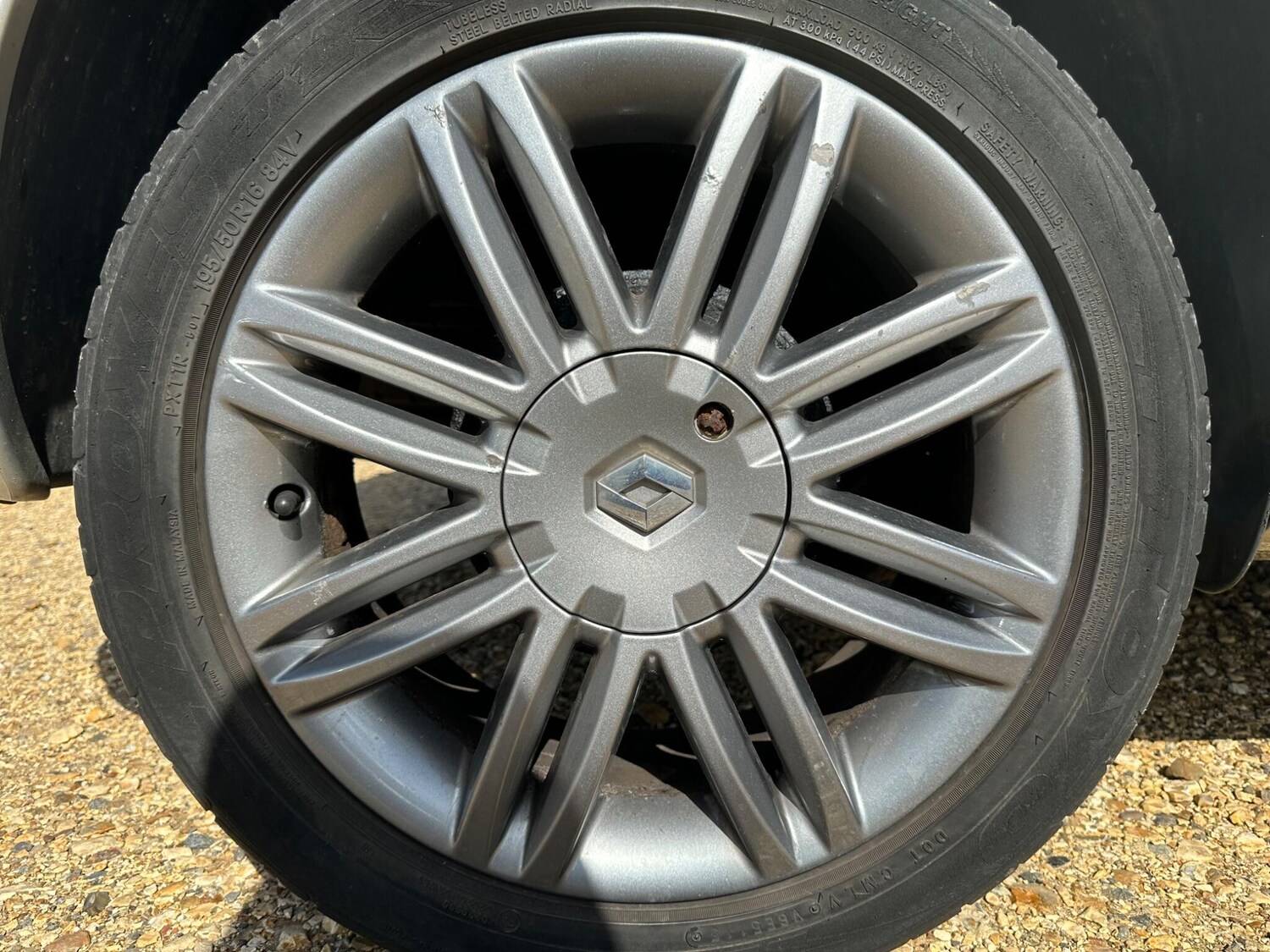 Used Renault Clio 2012 for sale - 76158877: Photo 35