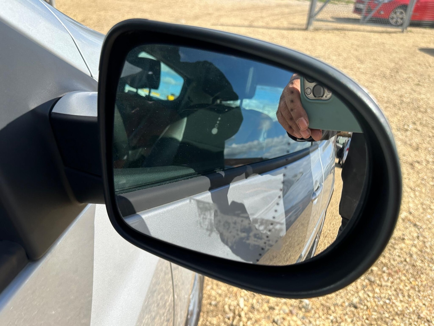 Used Renault Clio 2012 for sale - 76158877: Photo 37