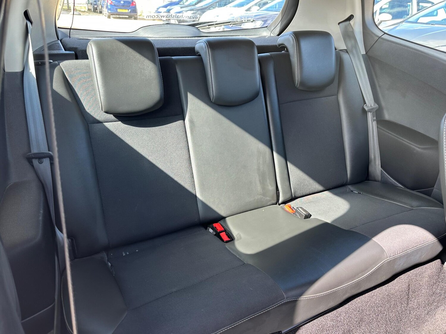 Used Renault Clio 2012 for sale - 76158877: Photo 47