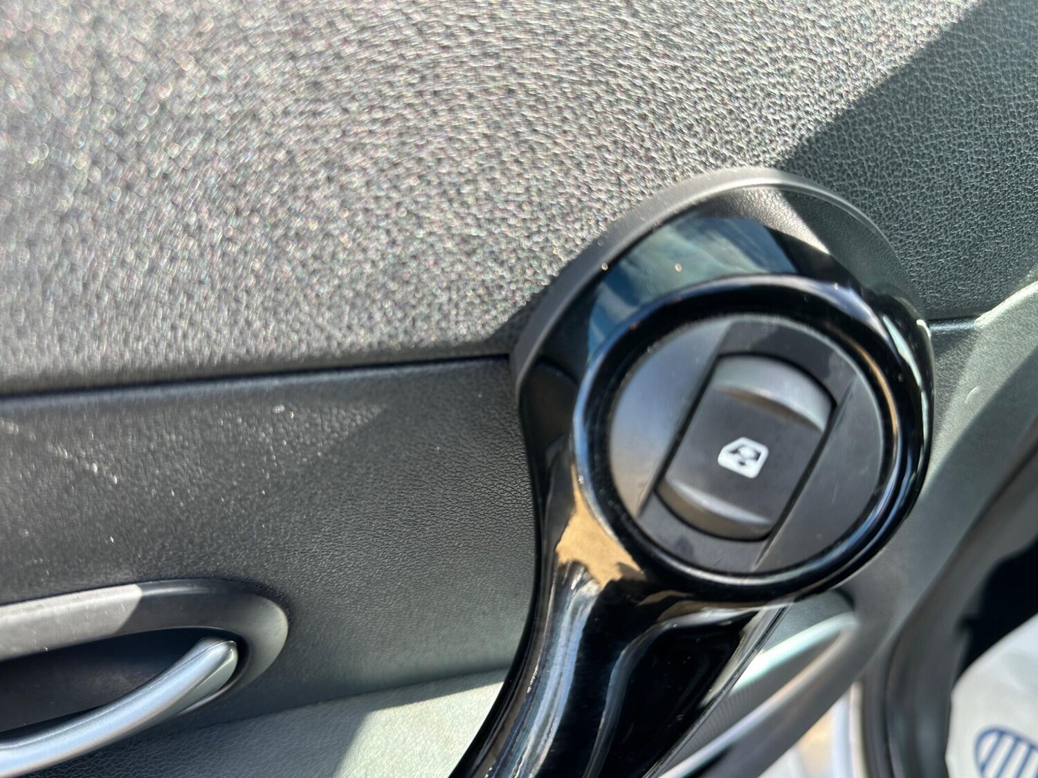 Used Renault Clio 2012 for sale - 76158877: Photo 49