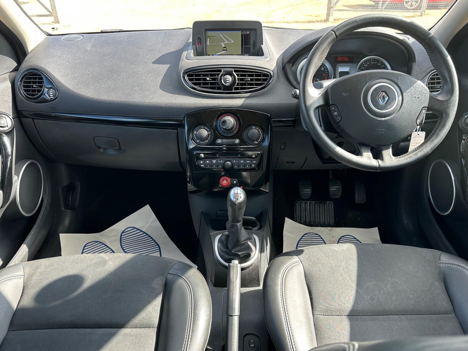 Used Renault Clio 2012 for sale - 76158877: Photo 59