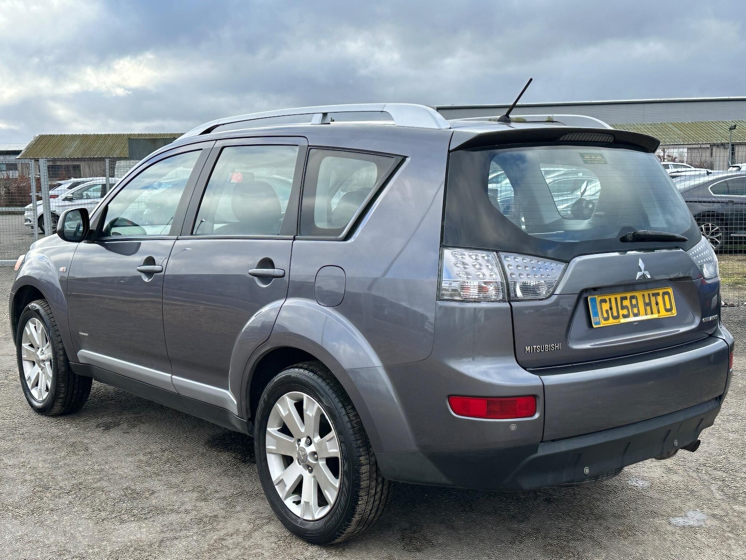 Used Mitsubishi Outlander 2008 for sale - 77462135: Photo 12