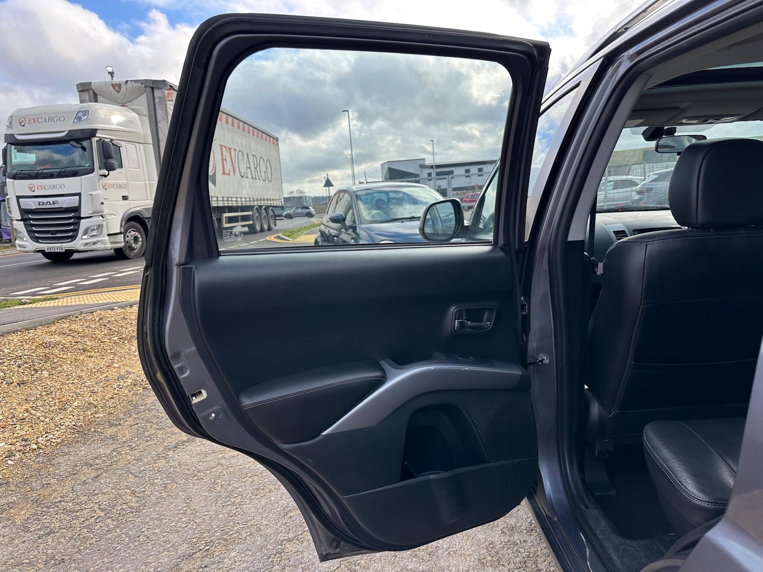 Used Mitsubishi Outlander 2008 for sale - 77462135: Photo 23