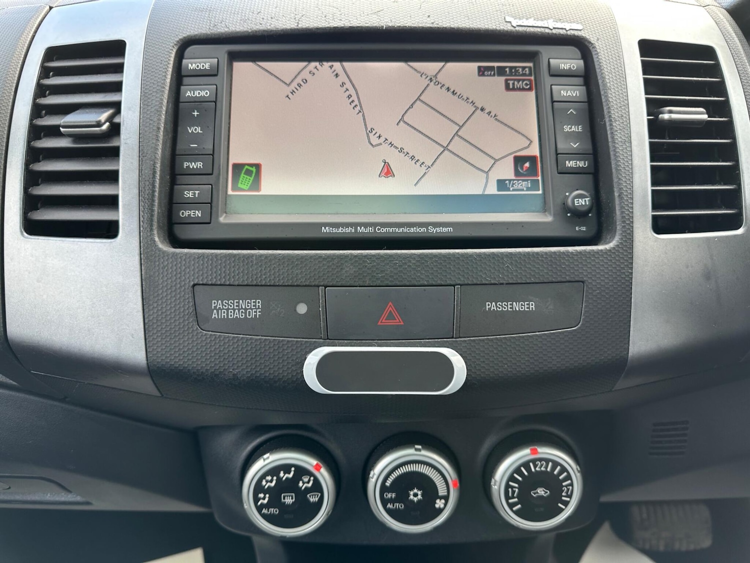 Used Mitsubishi Outlander 2008 for sale - 77462135: Photo 41