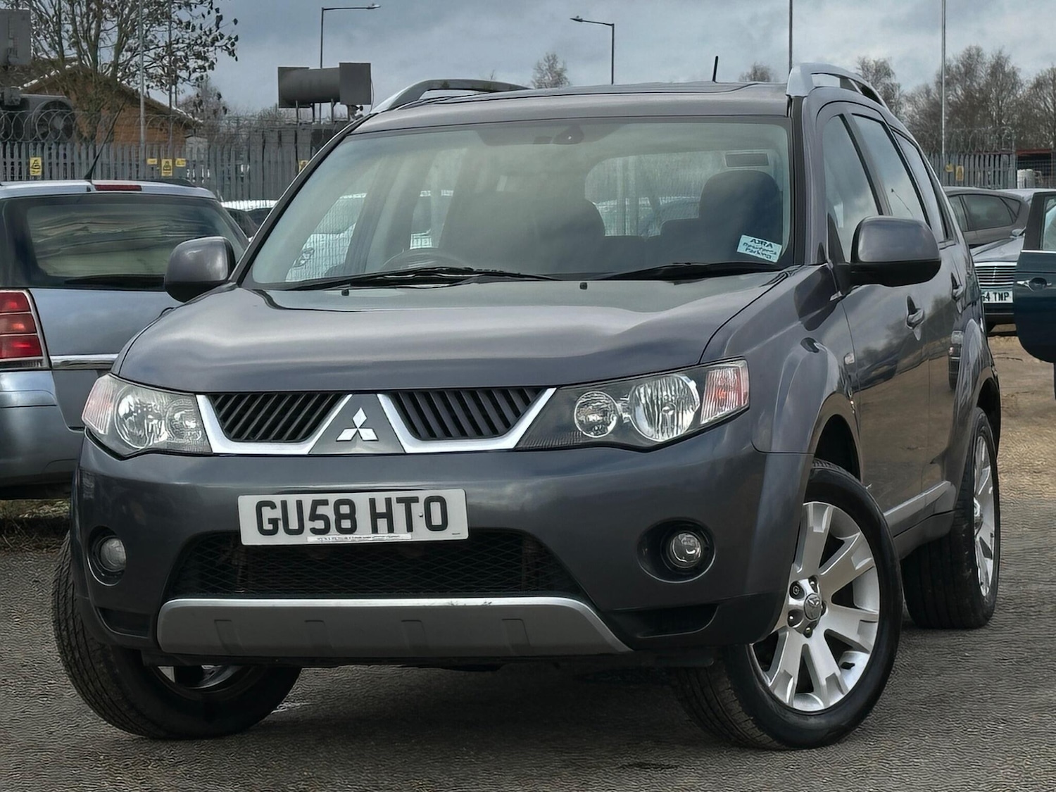 Used Mitsubishi Outlander 2008 for sale - 77462135: Photo 5