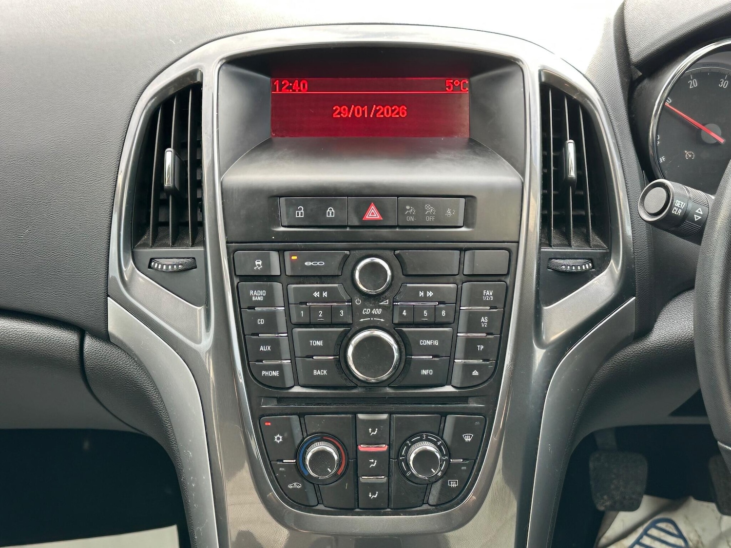 Used Vauxhall Astra 2014 for sale - 77462140: Photo 44