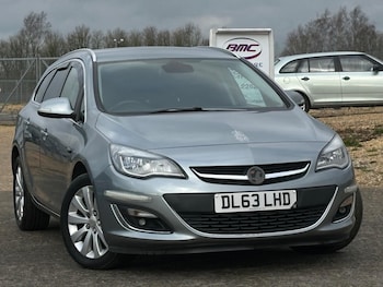 Used Vauxhall Astra 2014 for sale - 77462140: Photo