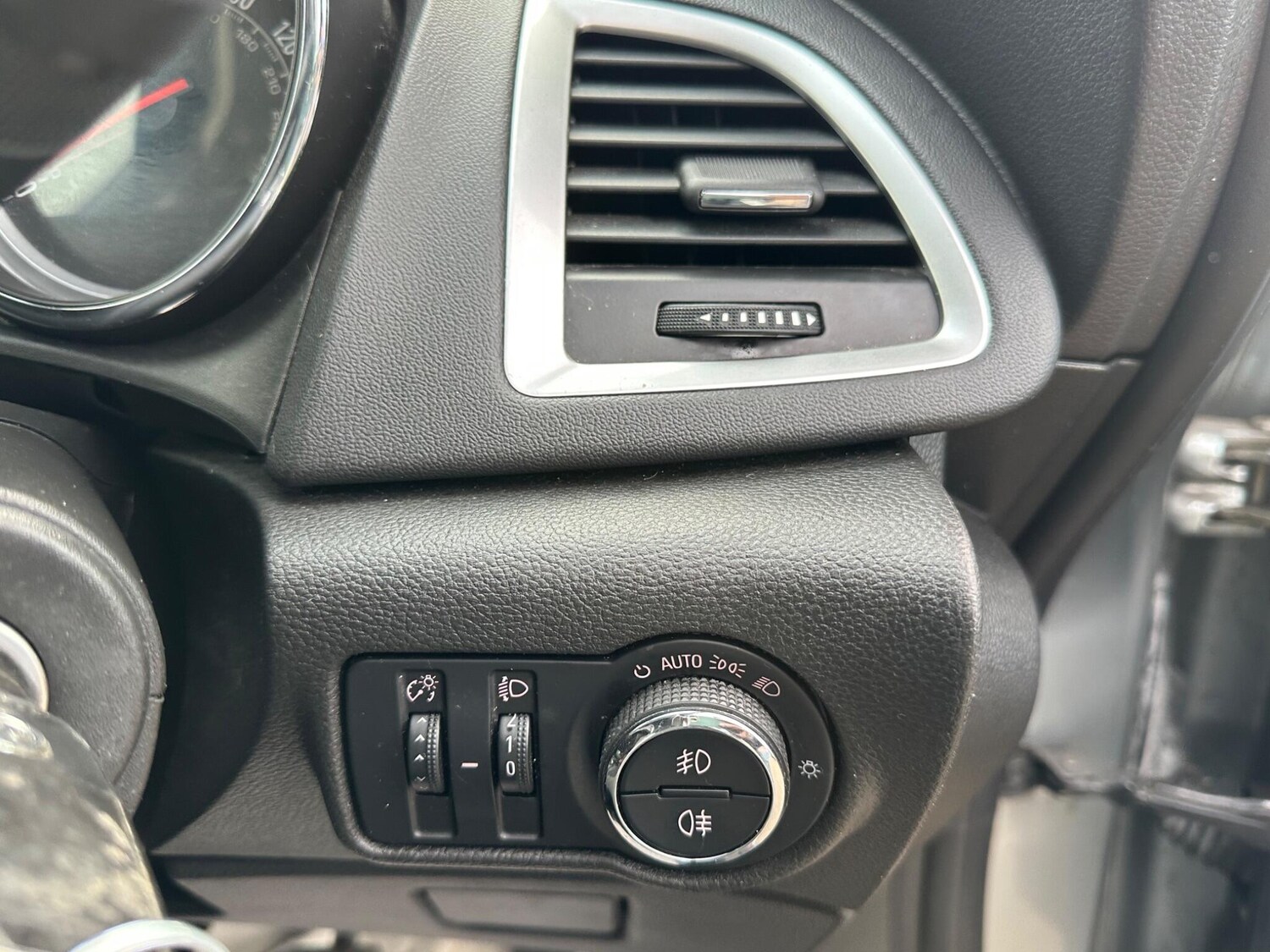 Used Vauxhall Astra 2014 for sale - 77462140: Photo 53