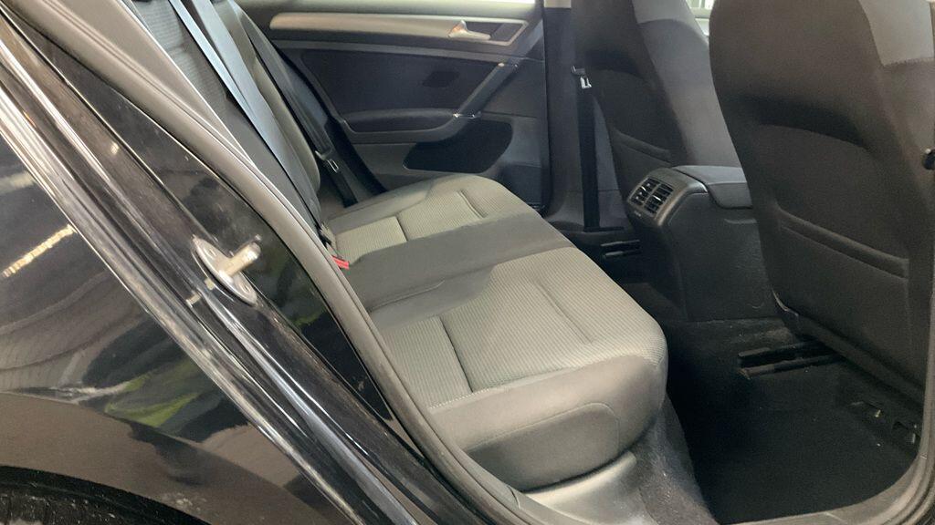 Used Volkswagen Golf for sale - 77696228: Photo 10