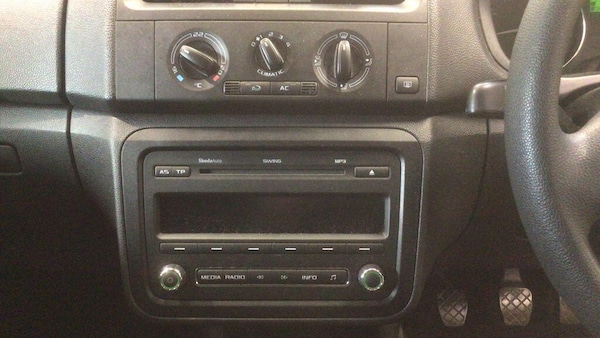Used Skoda Fabia 2010 for sale - 76174732: Photo 12