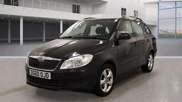 Used Skoda Fabia 2010 for sale - 76174732: Photo 2