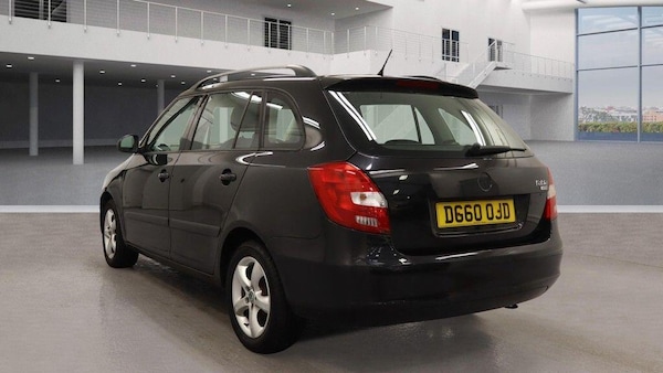 Used Skoda Fabia 2010 for sale - 76174732: Photo 4