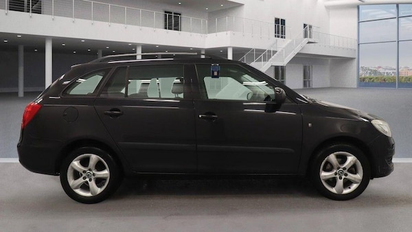 Used Skoda Fabia 2010 for sale - 76174732: Photo 6