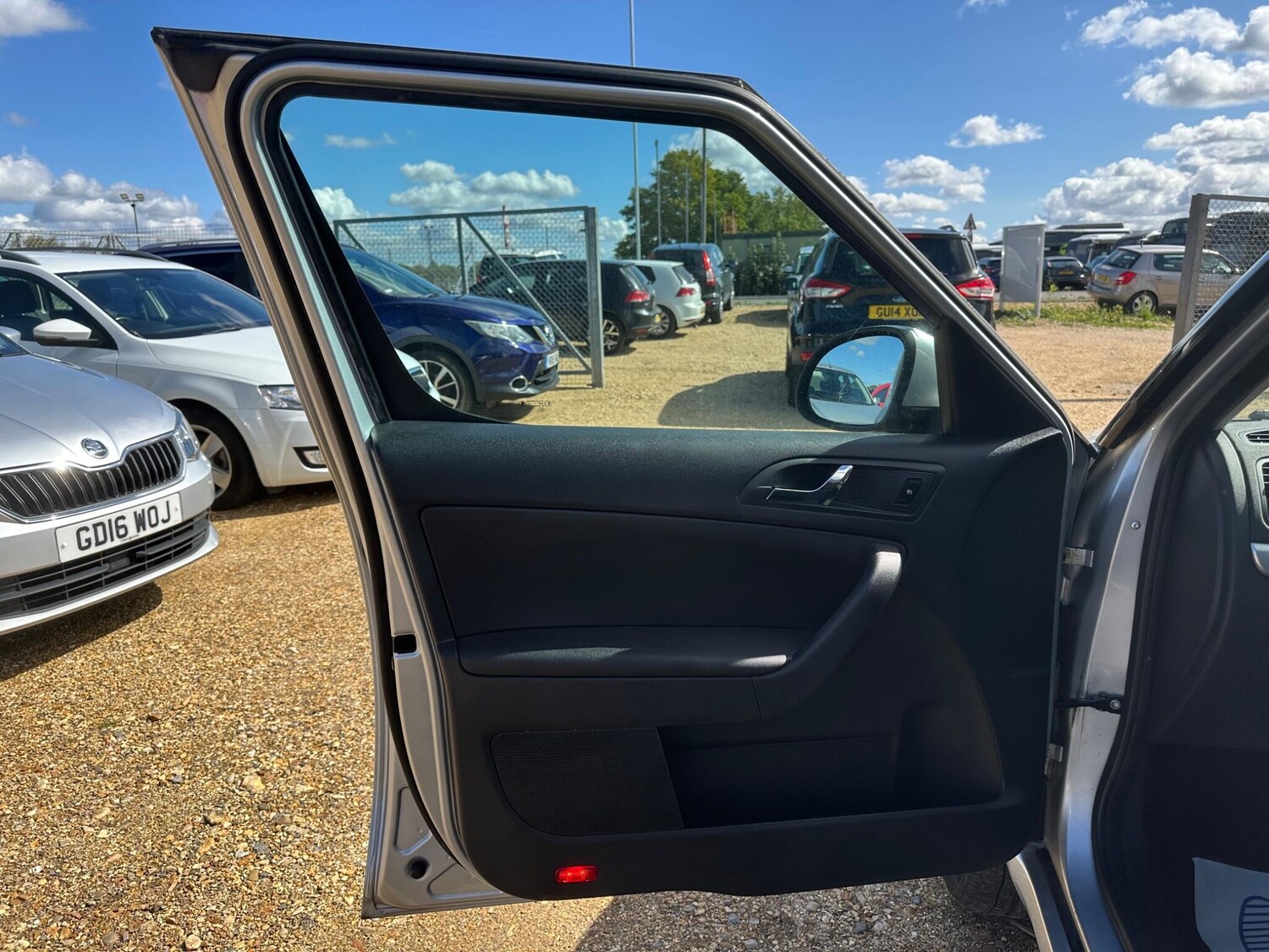 Used Skoda Yeti 2014 for sale - 76158664: Photo 33