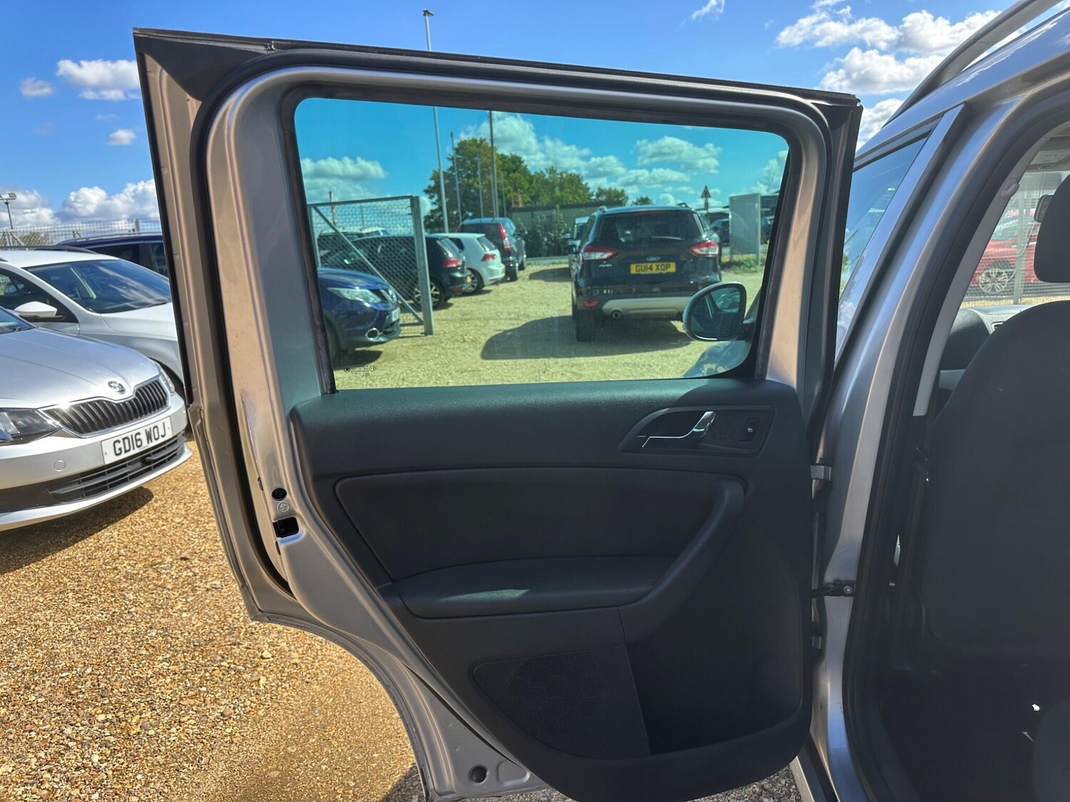 Used Skoda Yeti 2014 for sale - 76158664: Photo 35