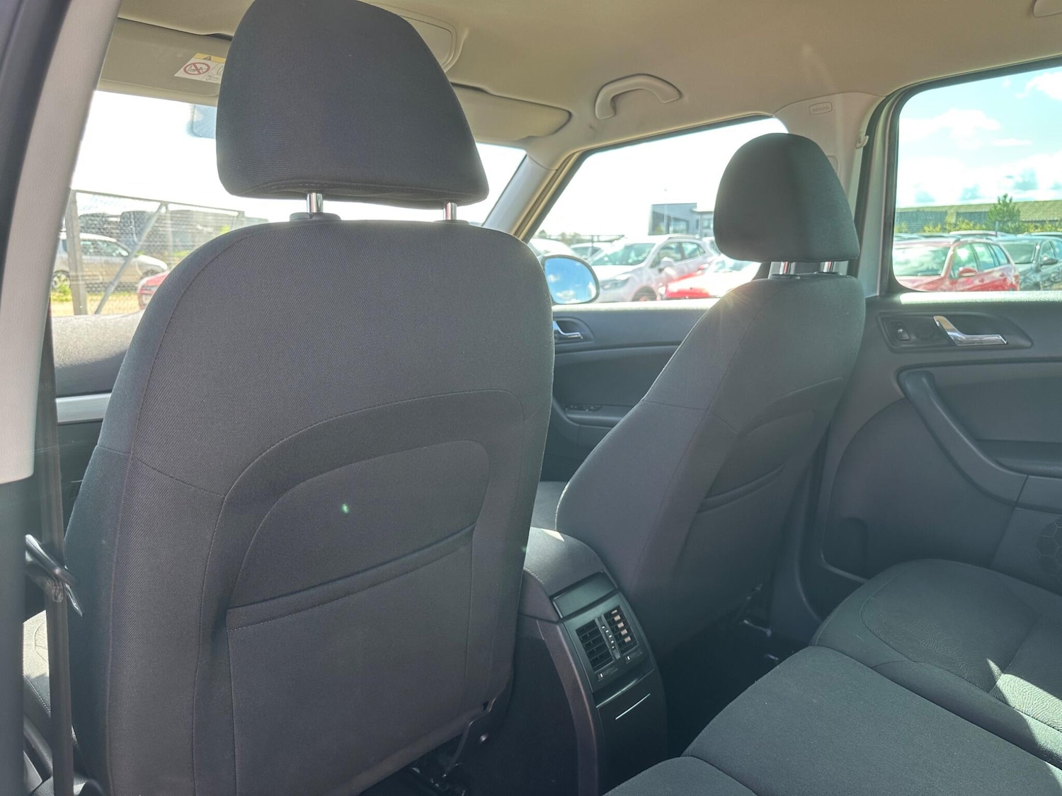 Used Skoda Yeti 2014 for sale - 76158664: Photo 42