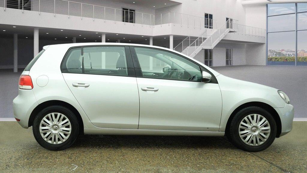 Used Volkswagen Golf 2011 for sale - 77632933: Photo 5