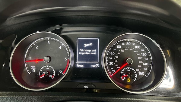 Used Volkswagen Golf 2014 for sale - 76270073: Photo 11