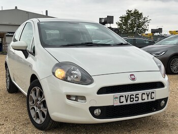 Used Fiat Punto 2015 for sale - 76158795: Photo
