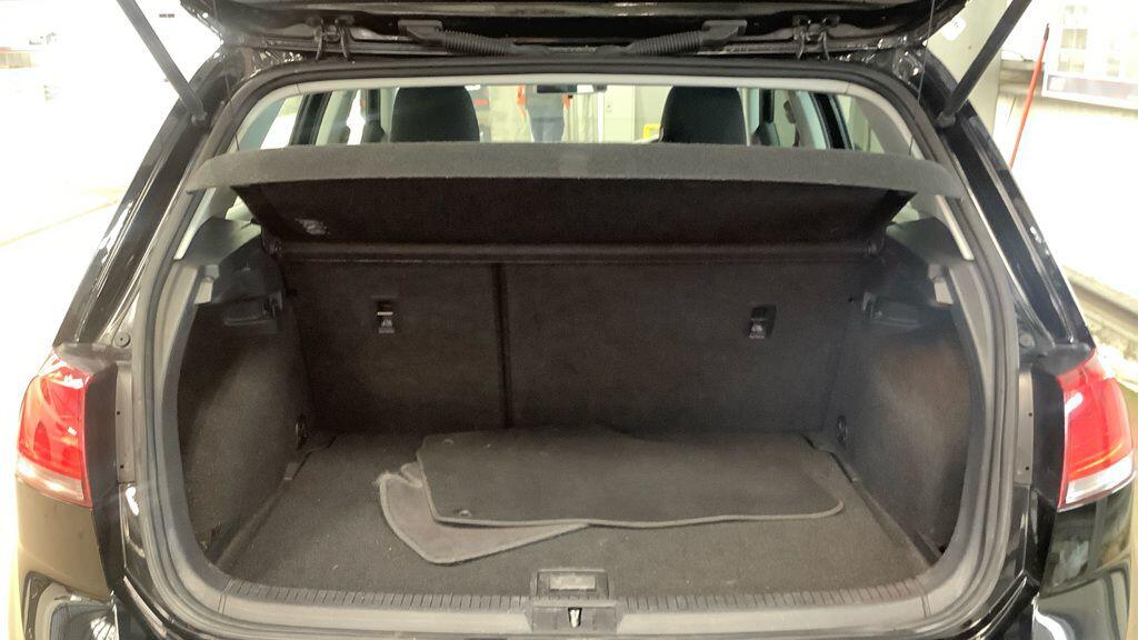 Used Volkswagen Golf 2013 for sale - 78148160: Photo 9