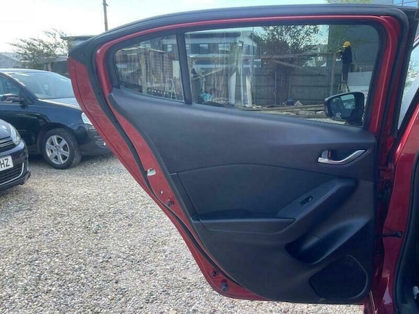 Used Mazda Mazda3 2014 for sale - 76158441: Photo 17