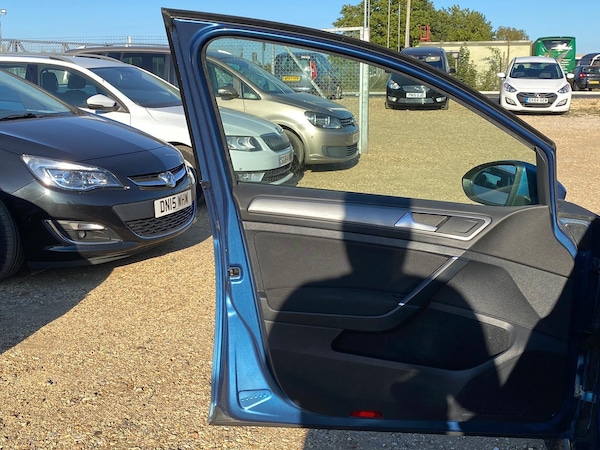 Used Volkswagen Golf 2015 for sale - 76166327: Photo 19