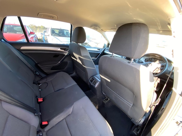 Used Volkswagen Golf 2015 for sale - 76166327: Photo 27