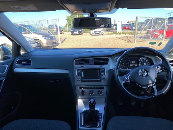 Used Volkswagen Golf 2015 for sale - 76166327: Photo 30