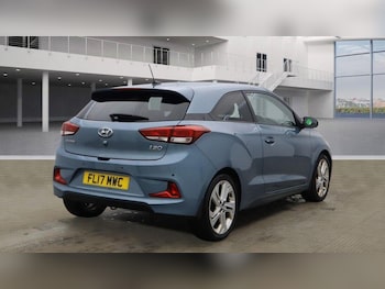 Used Hyundai i20 2017 for sale - 77462120: Photo