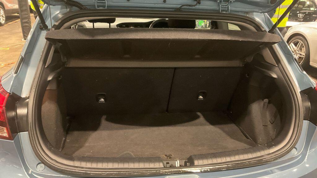 Used Hyundai i20 2017 for sale - 77462120: Photo 7