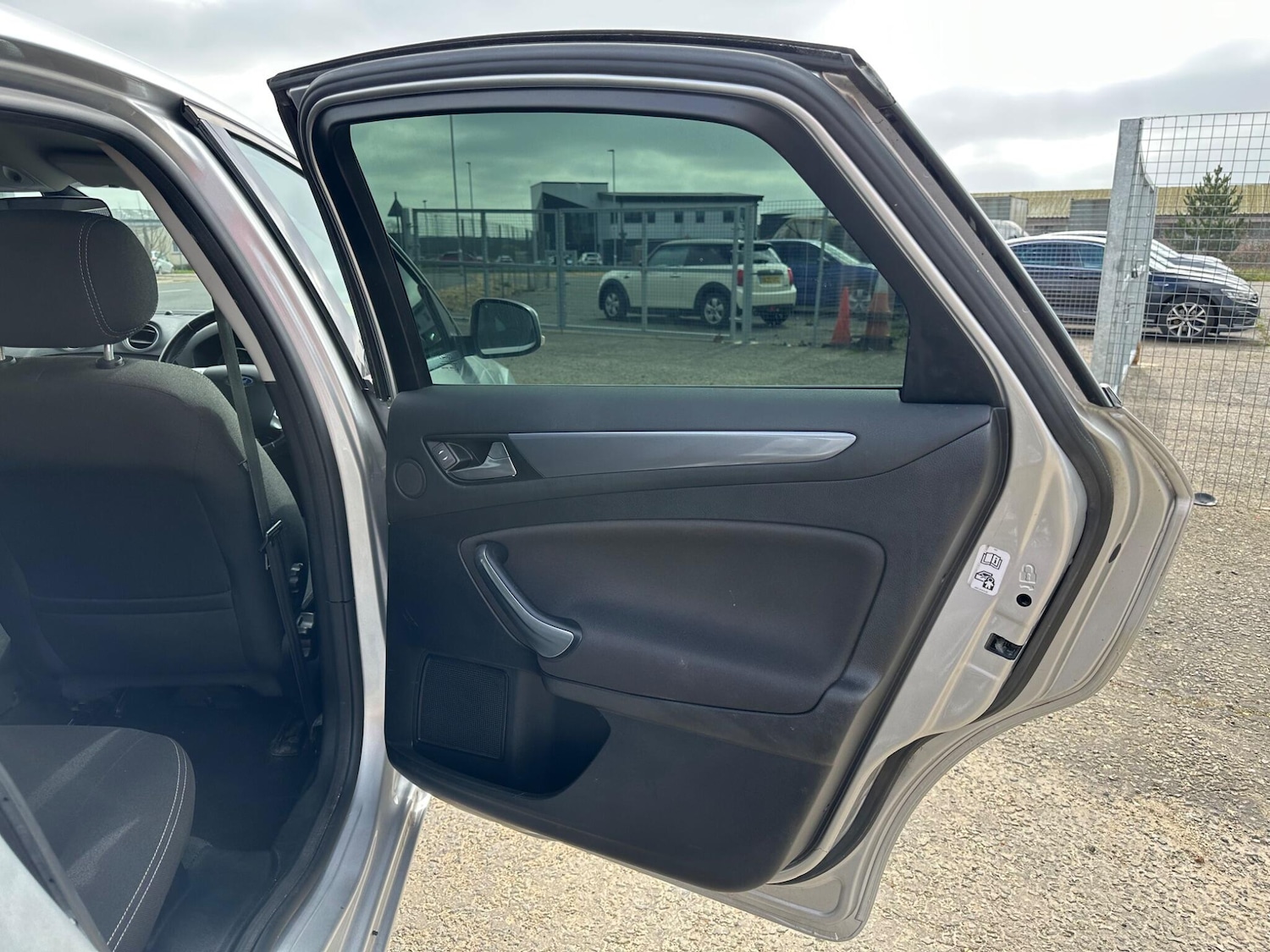 Used Ford Mondeo 2012 for sale - 78047736: Photo 19