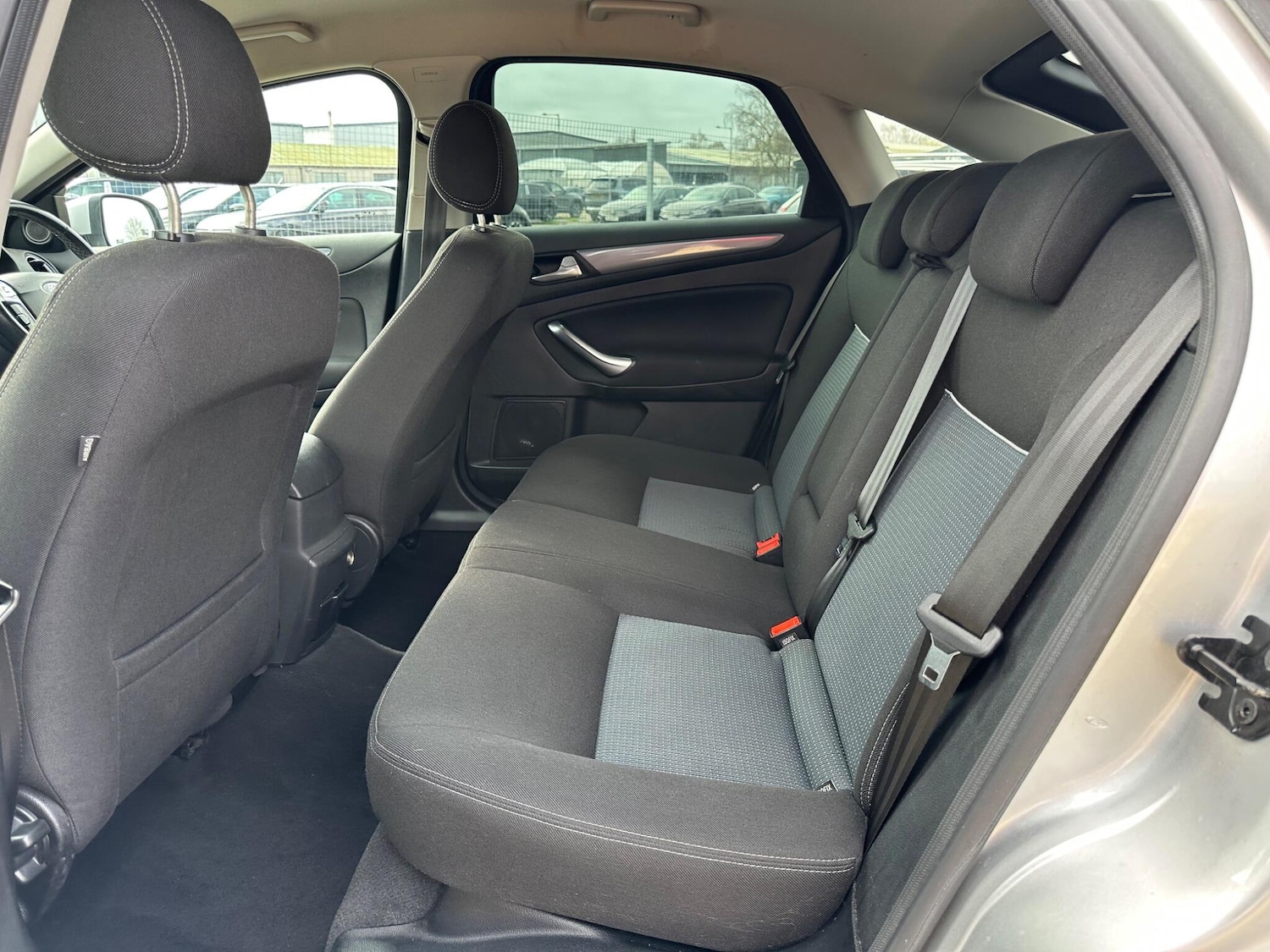 Used Ford Mondeo 2012 for sale - 78047736: Photo 28