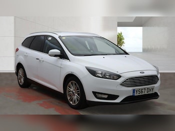 Used Ford Focus 2017 for sale - 79062114: Photo