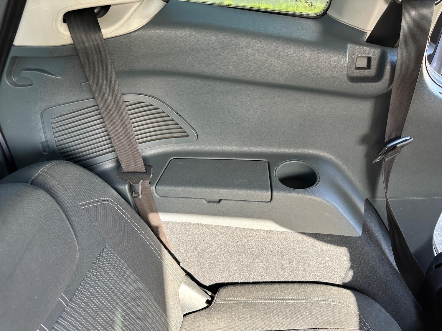 Used Ford Grand C-Max 2012 for sale - 77538616: Photo 42