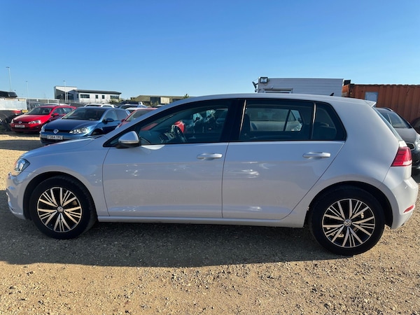 Used Volkswagen Golf 2018 for sale - 76166374: Photo 17