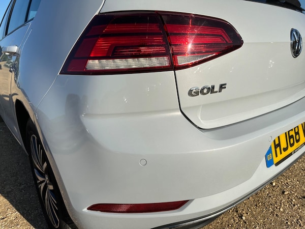 Used Volkswagen Golf 2018 for sale - 76166374: Photo 24
