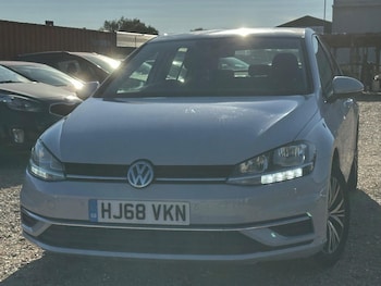 Used Volkswagen Golf 2018 for sale - 76166374: Photo 2