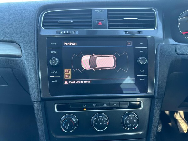 Used Volkswagen Golf 2018 for sale - 76166374: Photo 52