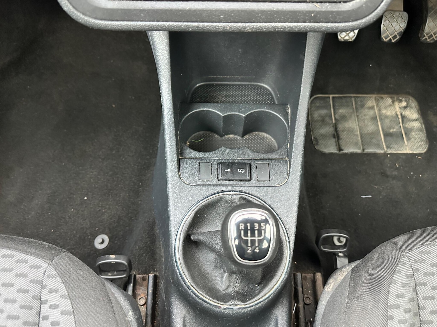 Used Skoda Fabia 2014 for sale - 76159032: Photo 43