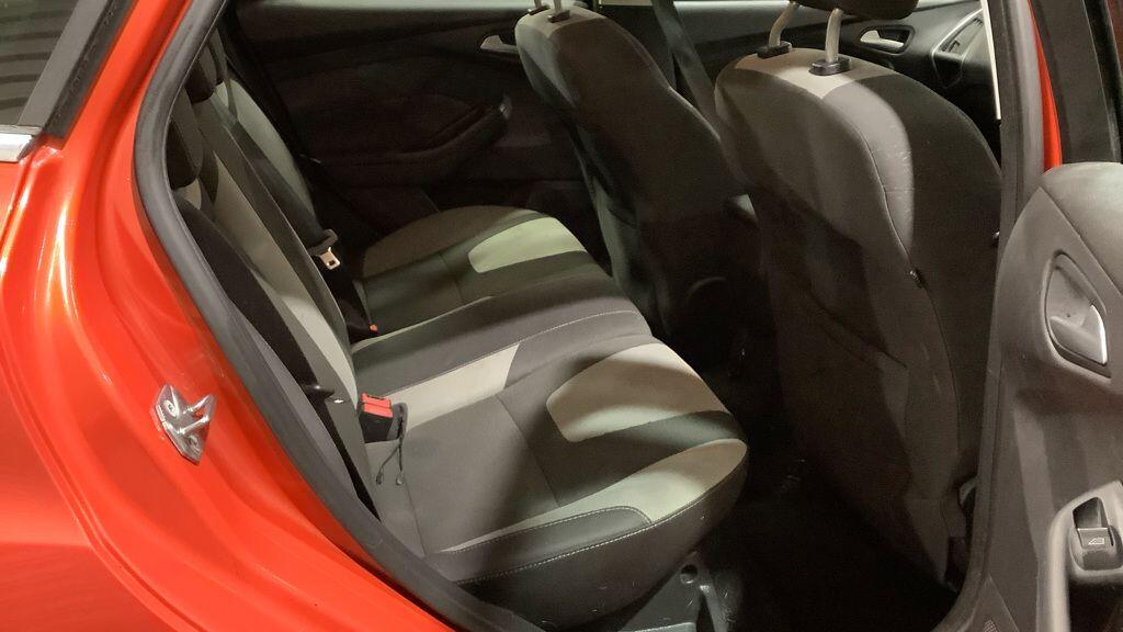 Used Ford Focus 2012 for sale - 77462164: Photo 9