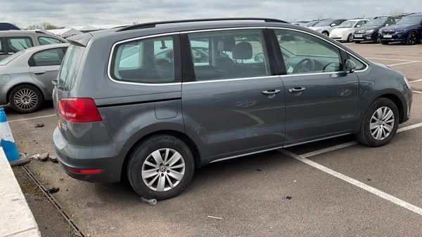 Used Volkswagen Sharan 2014 for sale - 78140533: Photo 5