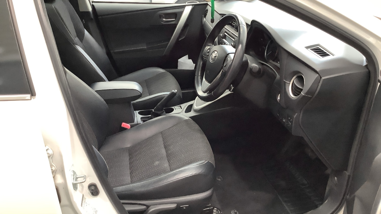 Used Toyota Auris 2015 for sale - 78071031: Photo 4
