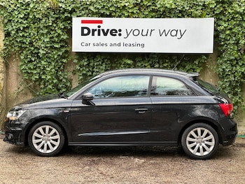 Used Audi A1 2011 for sale - 77681763: Photo