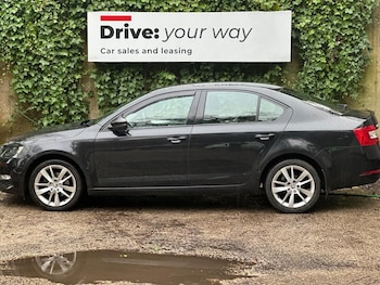 Used Skoda Octavia 2018 for sale - 77610003: Photo
