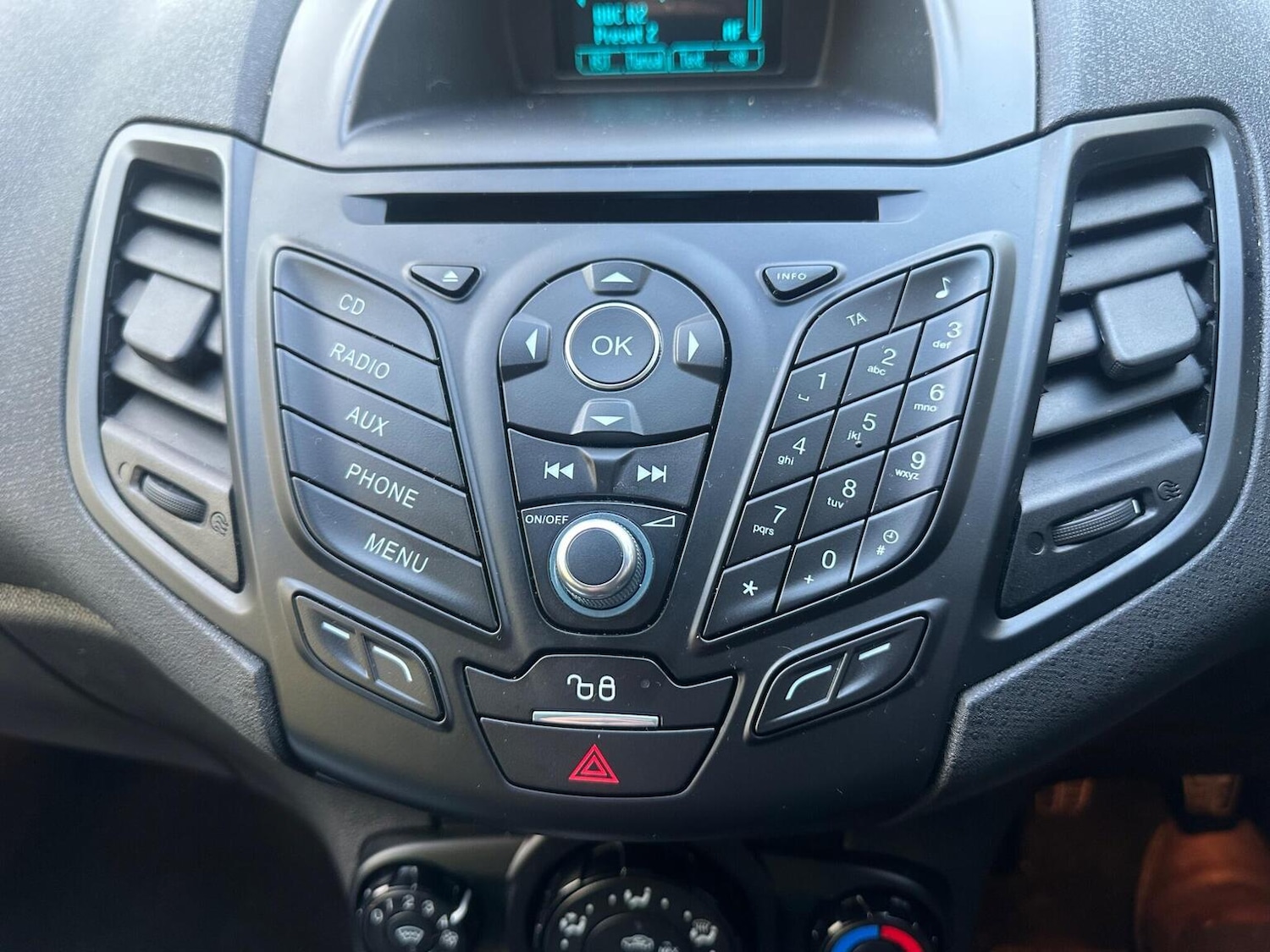 Used Ford Fiesta 2016 for sale - 77729590: Photo 10