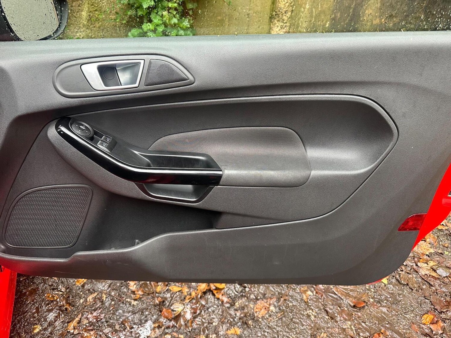 Used Ford Fiesta 2015 for sale - 76853516: Photo 15